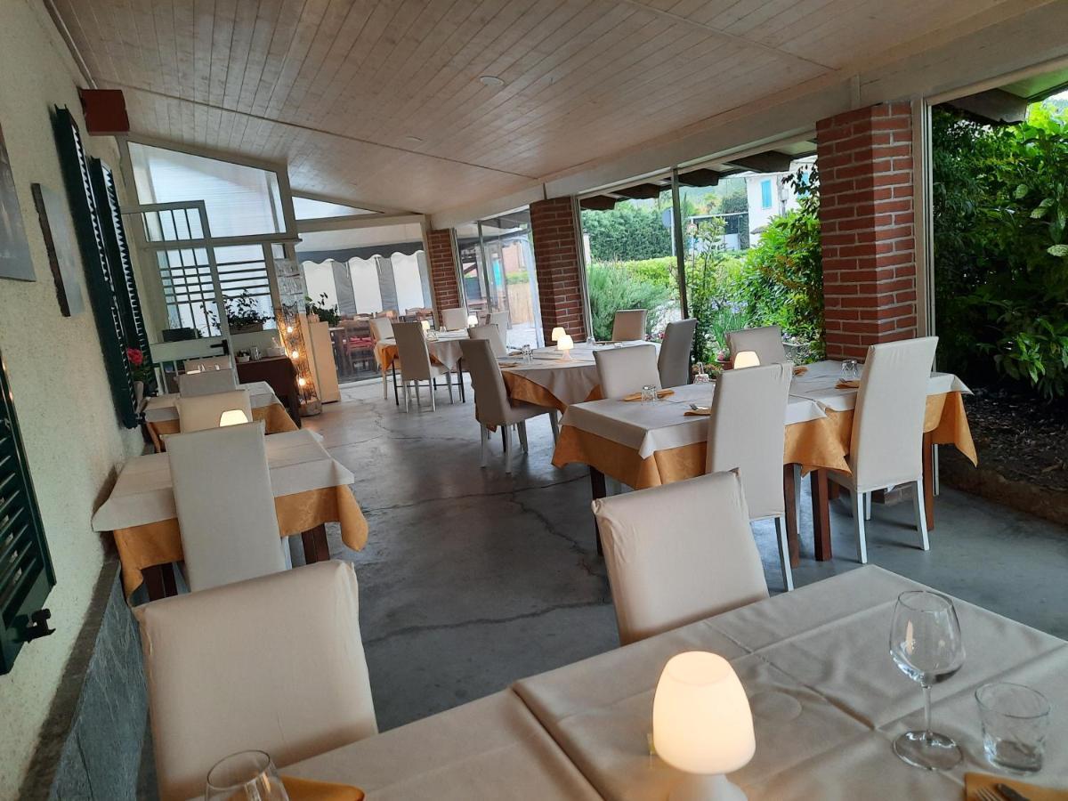 Locanda Della Luna Rossa Calosso Dış mekan fotoğraf